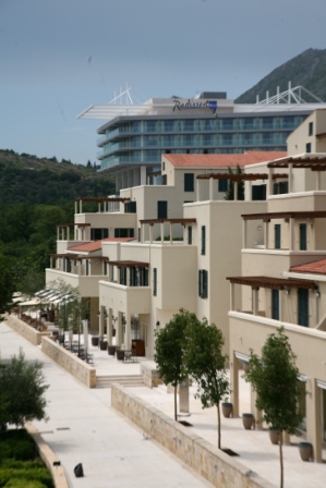 APARTMANI I HOTEL - DUBROVA�KI VRTOVI SUNCA