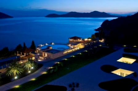 DUBROVA�KI VRTOVI SUNCA - WELLNESS CENTAR I BAZEN B2